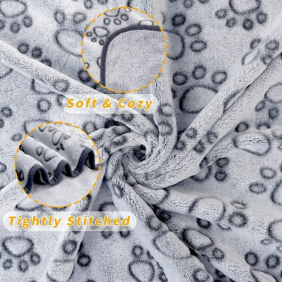 Fleece Pet Blanket for Small and Medium Dogs, Washable Puppy Throw with Cute Paw Print, Cozy Bed and Couch Cover for Indoor Dogs and Cats, All-Season Soft Comfort