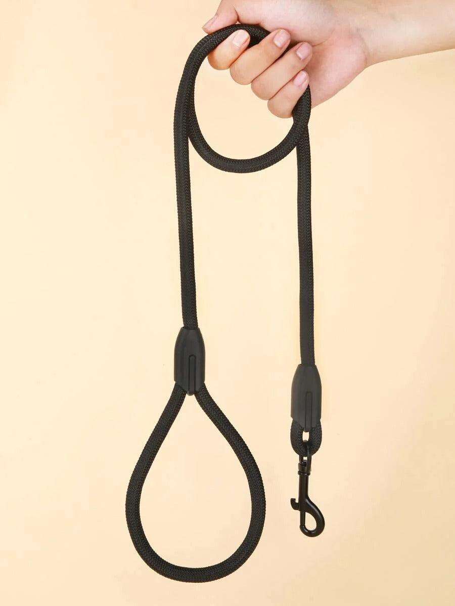 Adjustable Pet Leash for Dogs and Cats, Durable Outdoor Dog and Cat Leash for Walks, Secure and Reliable Leash for Everyday Outdoor Adventures